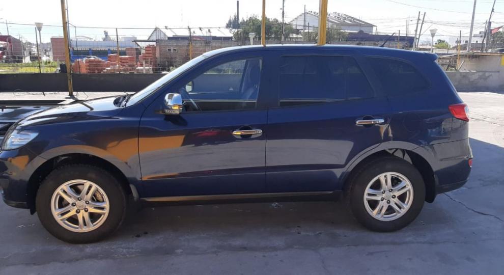 Hyundai Santa Fe 4x2 2011 Quito