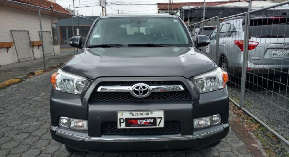 Toyota 4 Runner Limited 2011 Quito