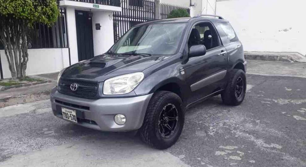 Toyota RAV4 3p 2006 Quito