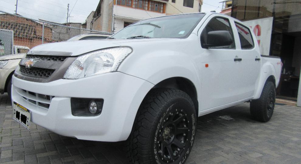 Chevrolet D-MAX CRDI AC 3.0 CD 4X4 TM DIESEL 2014 Cuenca