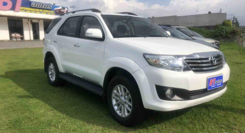 Toyota Fortuner 2.7 2015 Otavalo