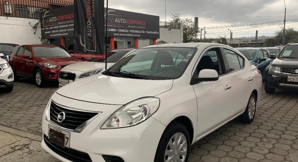 Nissan Versa 2012 Quito