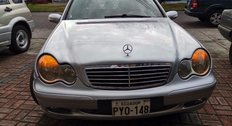 Mercedes Benz C200 K 2001 Quito