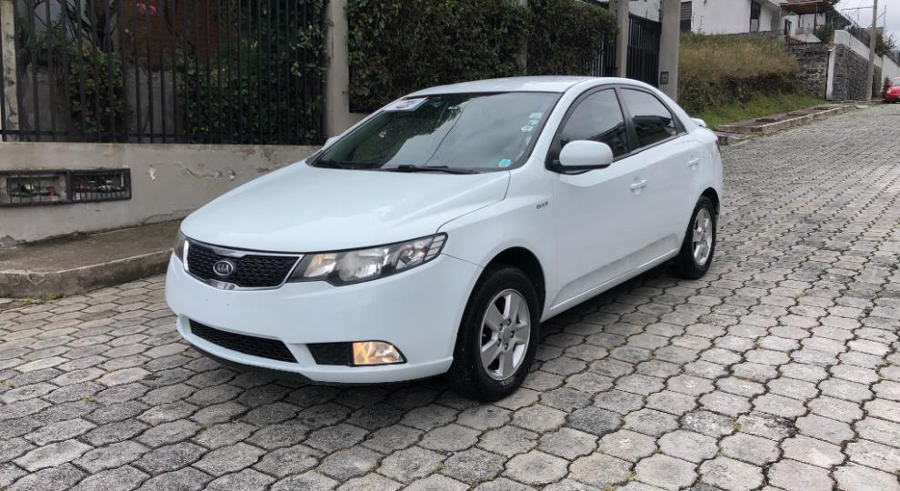 Kia Cerato Forte 2014 Quito