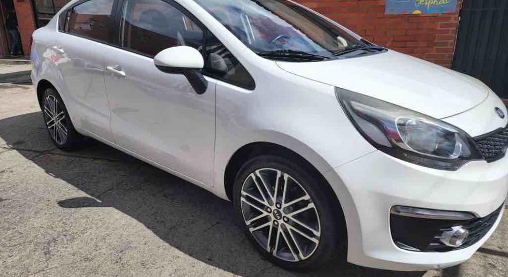Kia Rio R 2016 Cuenca