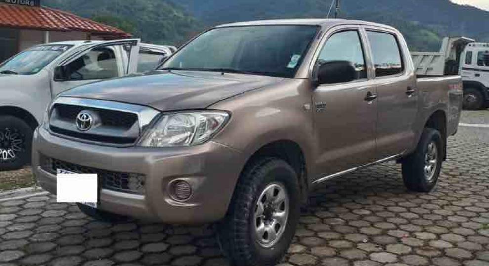 Toyota Hilux CD 4x4 Diesel 2011 Loja