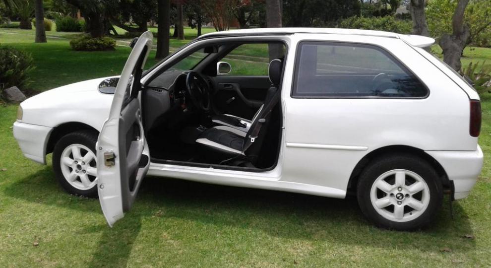 Volkswagen Gol 1999 Quito