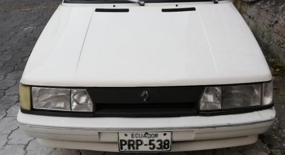 Renault 9 Maximo 1994 Tulcán
