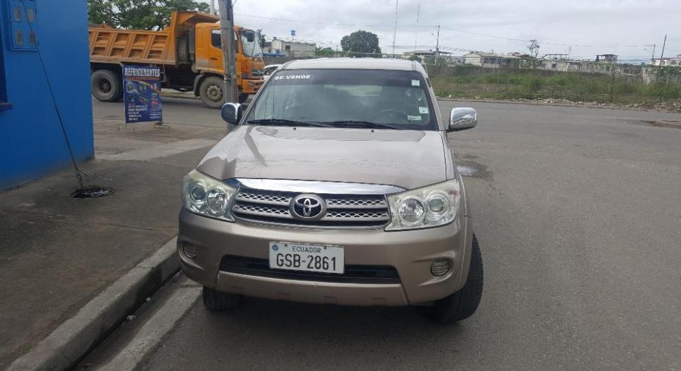 Toyota Fortuner 4.0 2011 Machala