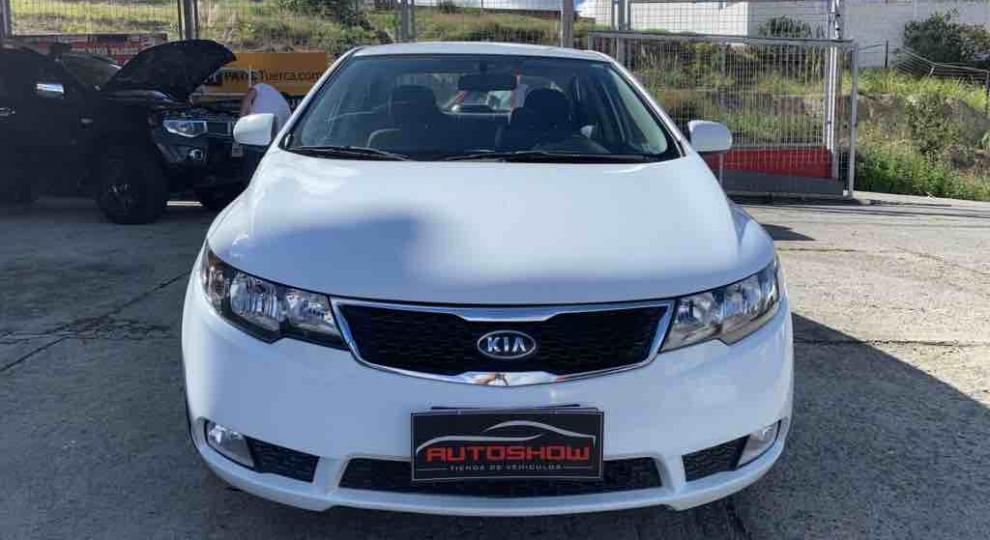 Kia Cerato Forte 2015 Loja