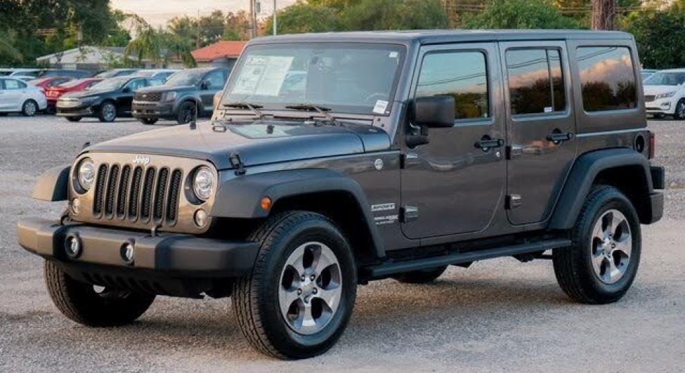 Jeep Wrangler Unlimited Sport 2018 Quito
