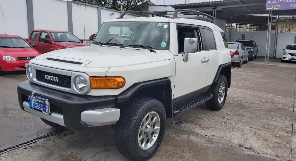 Toyota FJ Cruiser 2013 Cuenca