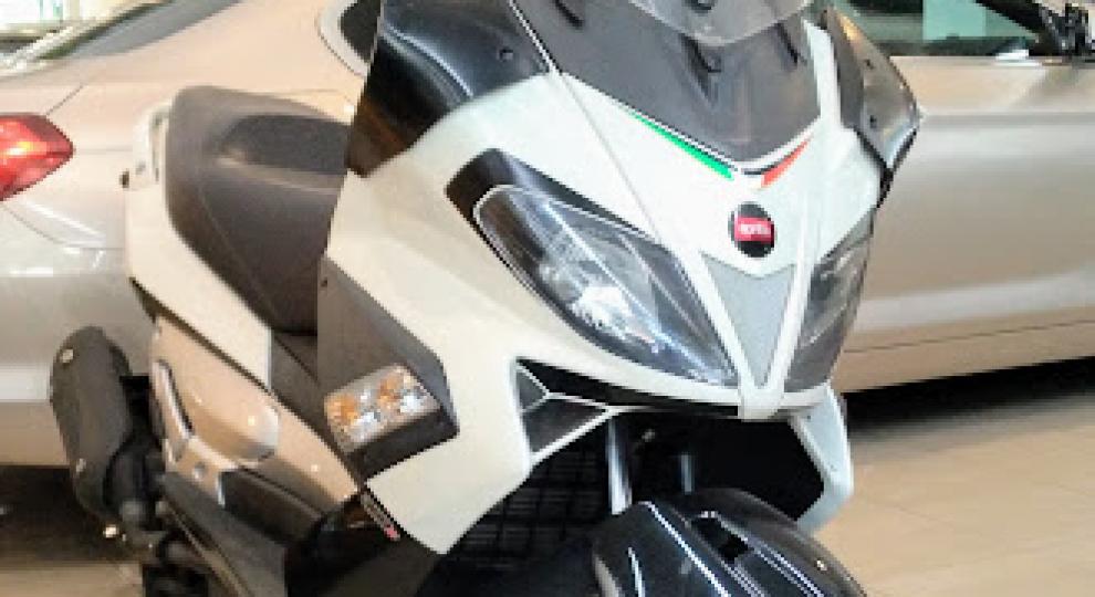 Aprilia SR Max 300 2015 Quito