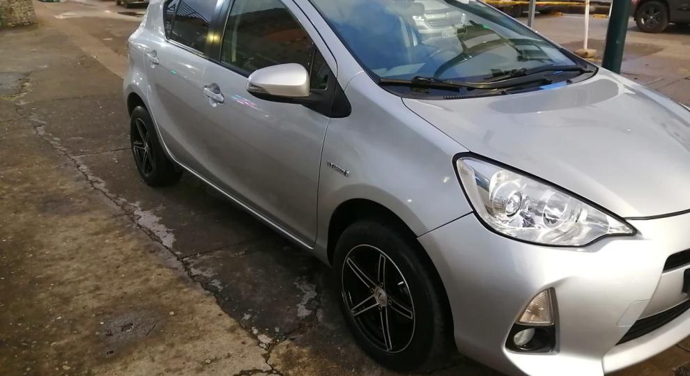 Toyota Prius C Sport 2013 Cuenca