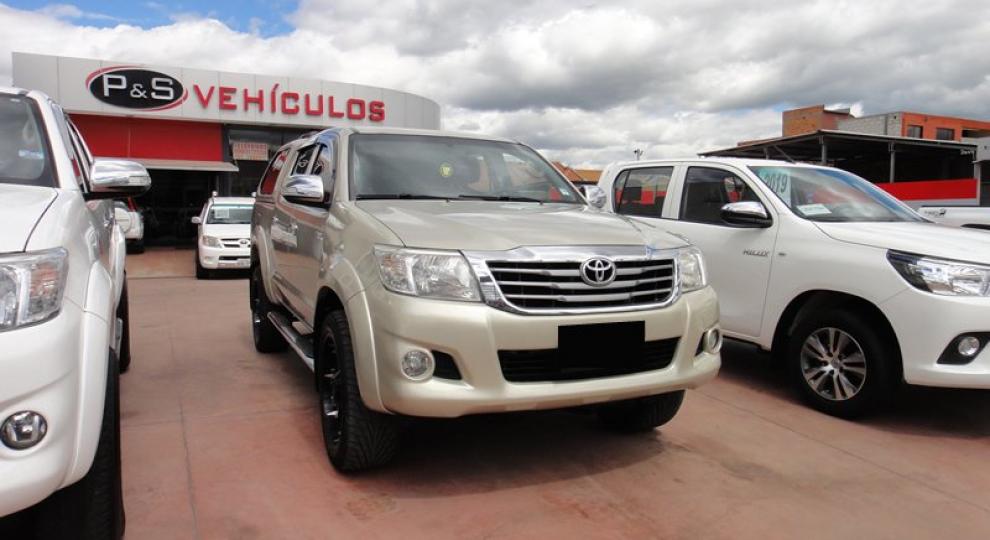 Toyota Hilux CD 4x4 2012 Cuenca