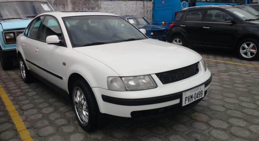 Volkswagen Passat 1999 Quito