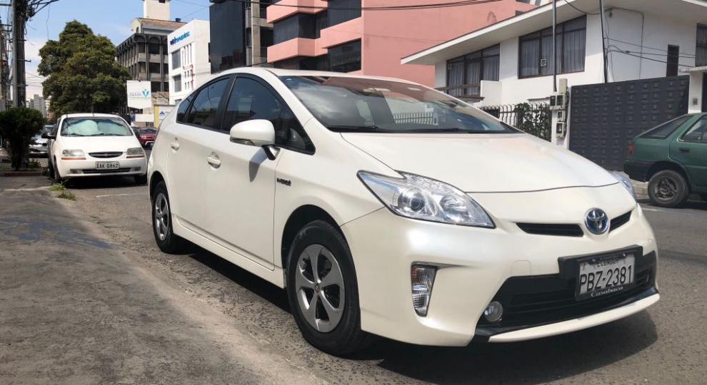 Toyota Prius Hybrido 2013 Quito