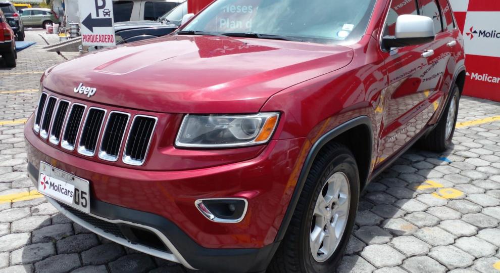 Jeep Grand Cherokee Laredo 2015 Quito