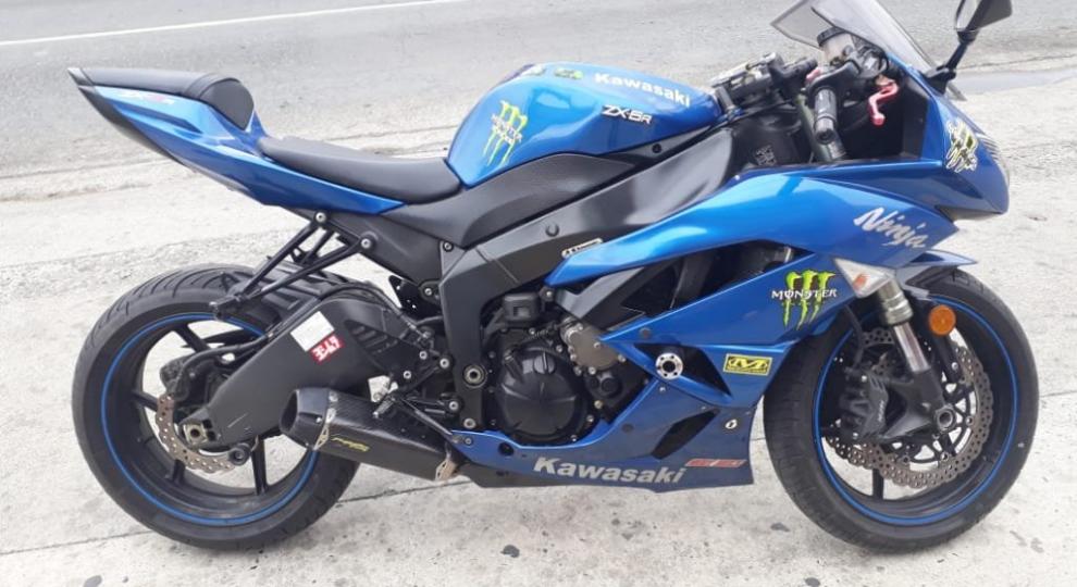 Kawasaki ZX6R 2010 Quito