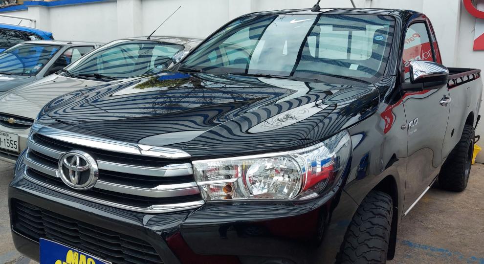 Toyota Hilux CS 4x2 2019 Quito