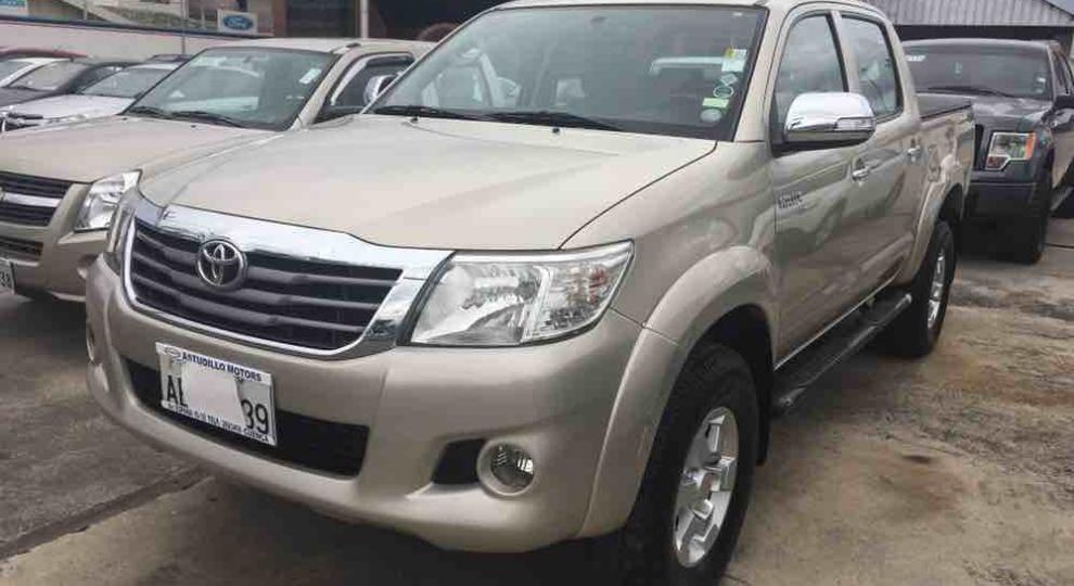 Toyota Hilux CD 4x4 2013 Cuenca