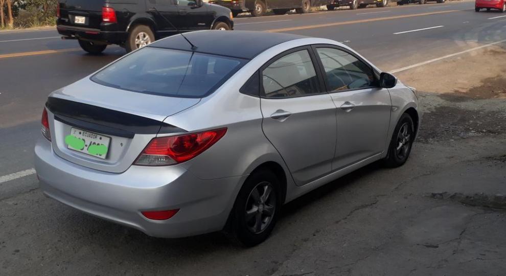 Hyundai Accent 2012 Naranjal