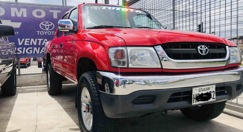 Toyota Hilux CD 4x4 2005 Cuenca