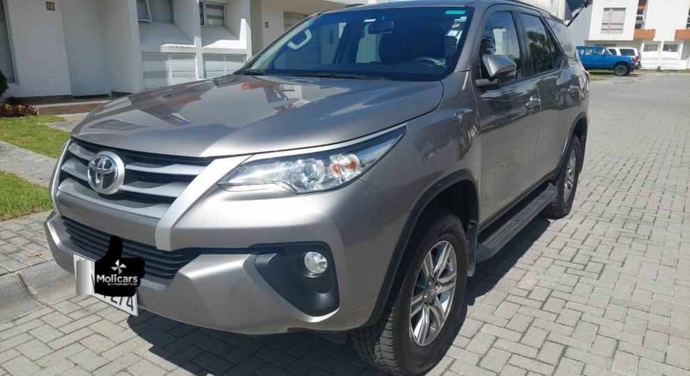 Toyota Fortuner 2.7 2018 Quito