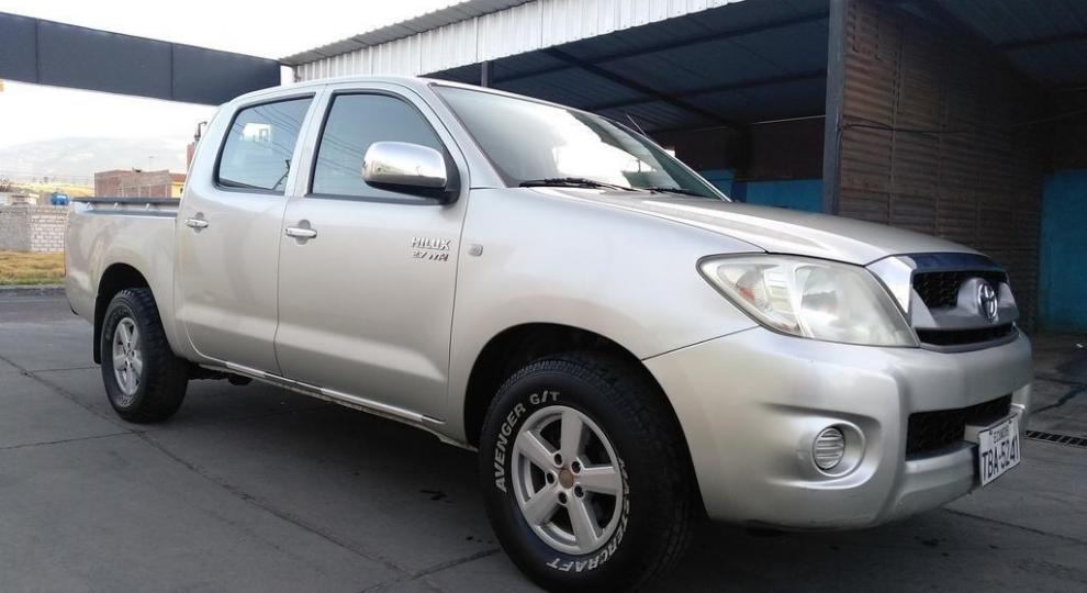 Toyota Hilux CD 4x4 2010 Salcedo