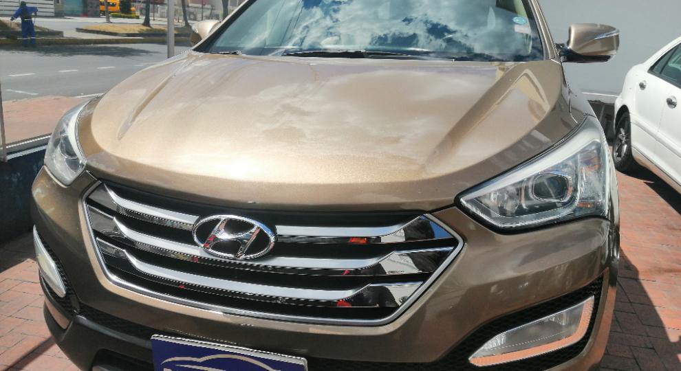 Hyundai Santa Fe 4x2 2013 Quito