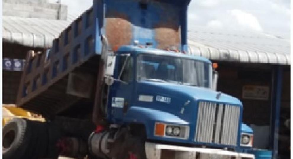 Mack EM6301 1990 Ambato
