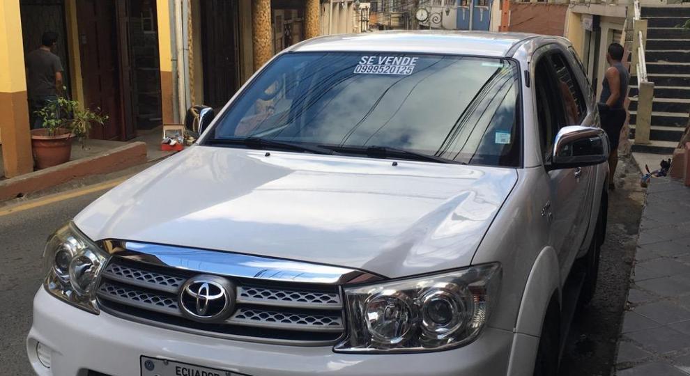 Toyota Fortuner 2.7 2011 Zaruma