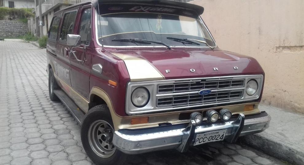 Ford Econoline 1976 Quito