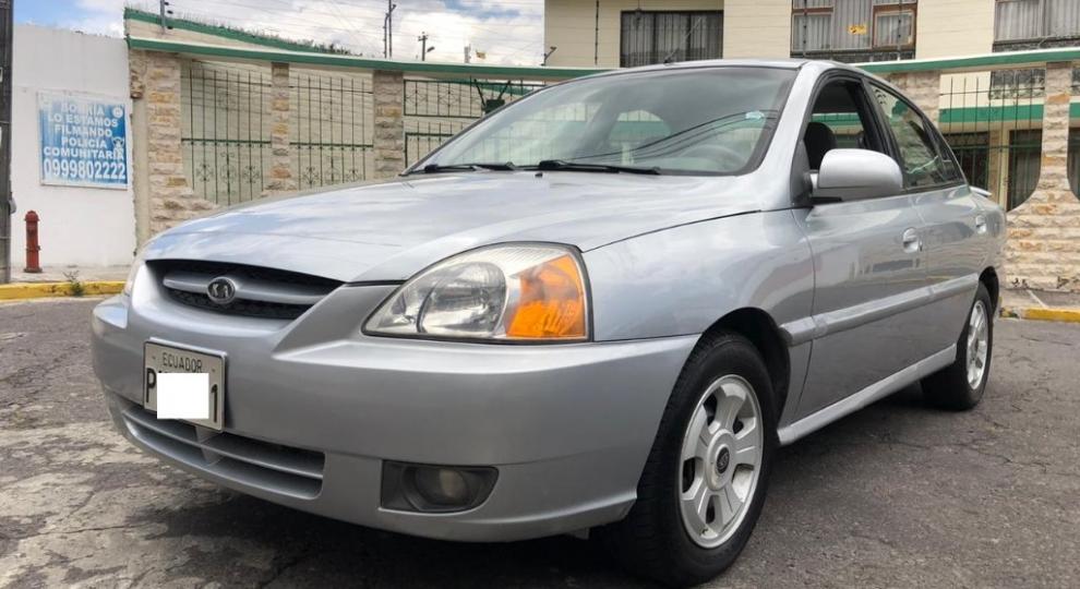 Kia Rio Stylus 2004 Quito