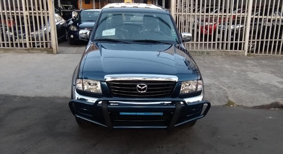 Mazda B2600 CD 2006 Quito