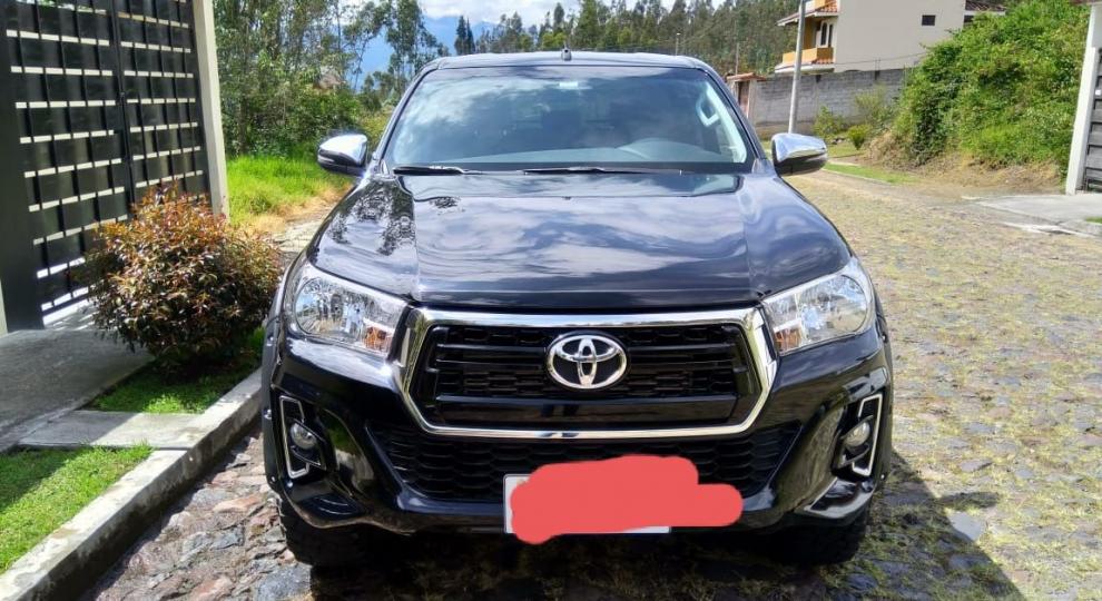 Toyota Hilux CD 4x4 Diesel 2021 Quito