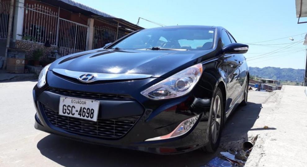 Hyundai Sonata 2011 Manta