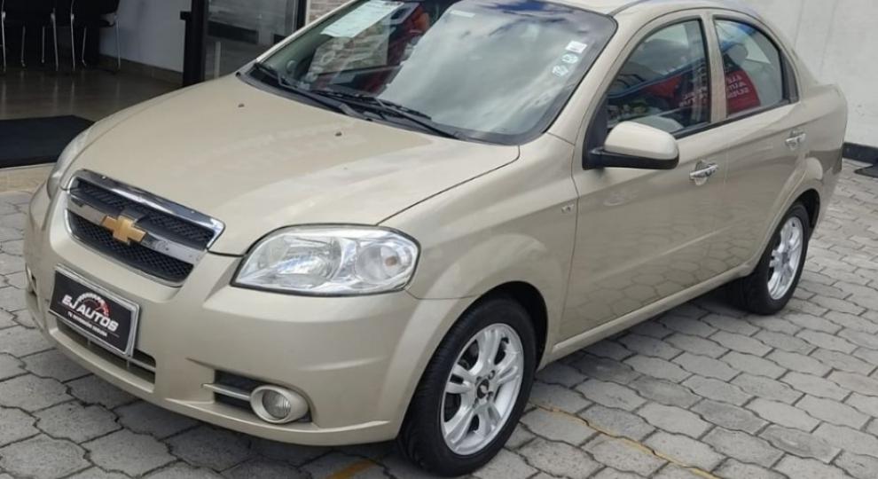 Chevrolet Aveo Emotion GLS 2016 Quito