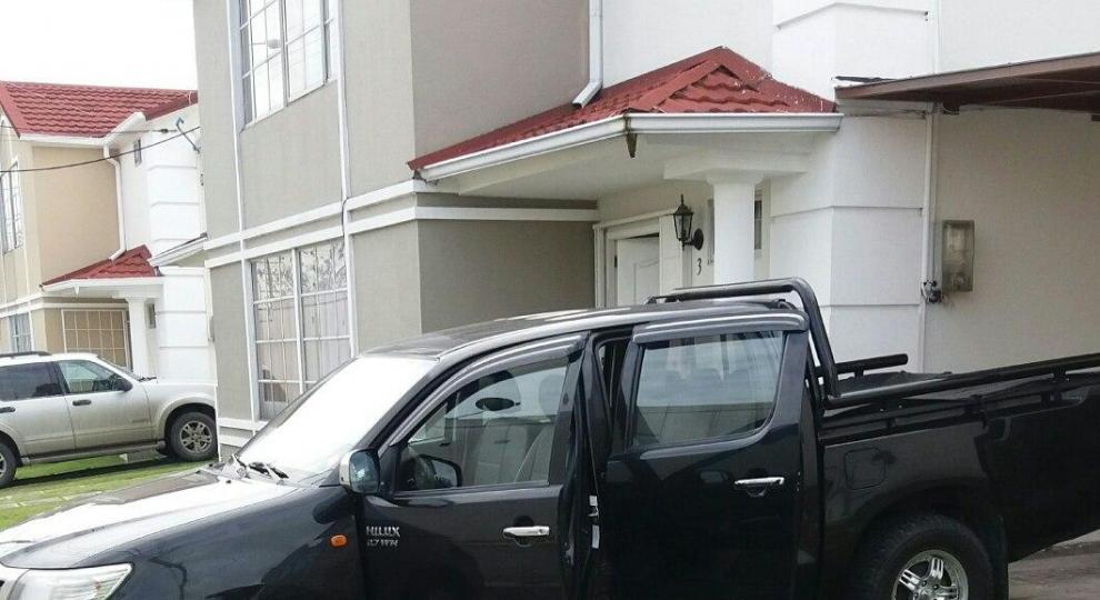 Toyota Hilux CD 4x2 2013 Quito