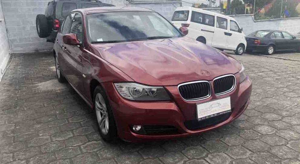 BMW 320i 2011 Quito