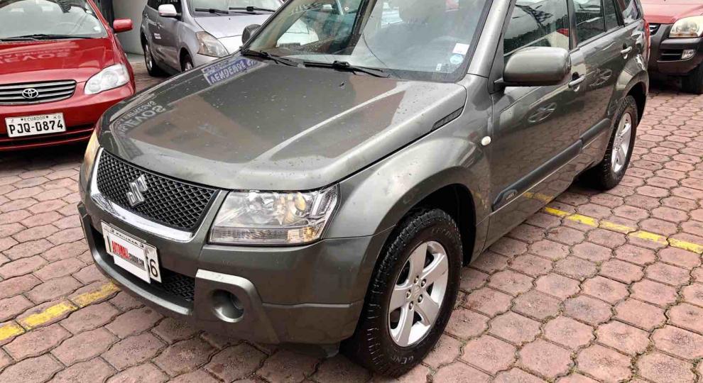 Suzuki Grand Vitara SZ 2011 Quito
