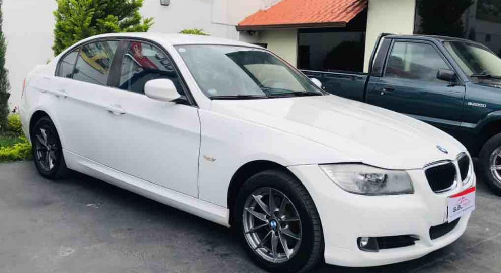 BMW 318i 2010 Ambato