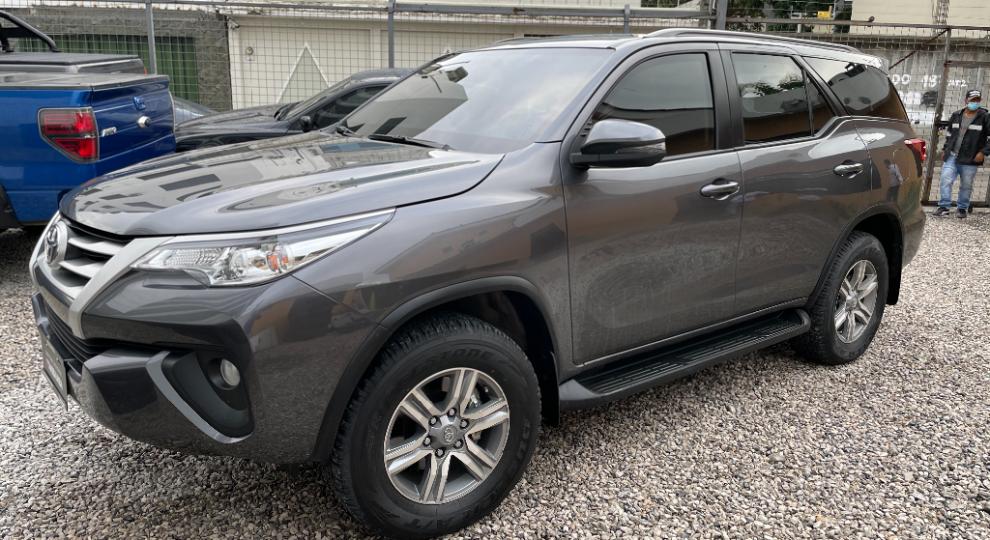 Toyota Fortuner 2.7 2021 Guayaquil