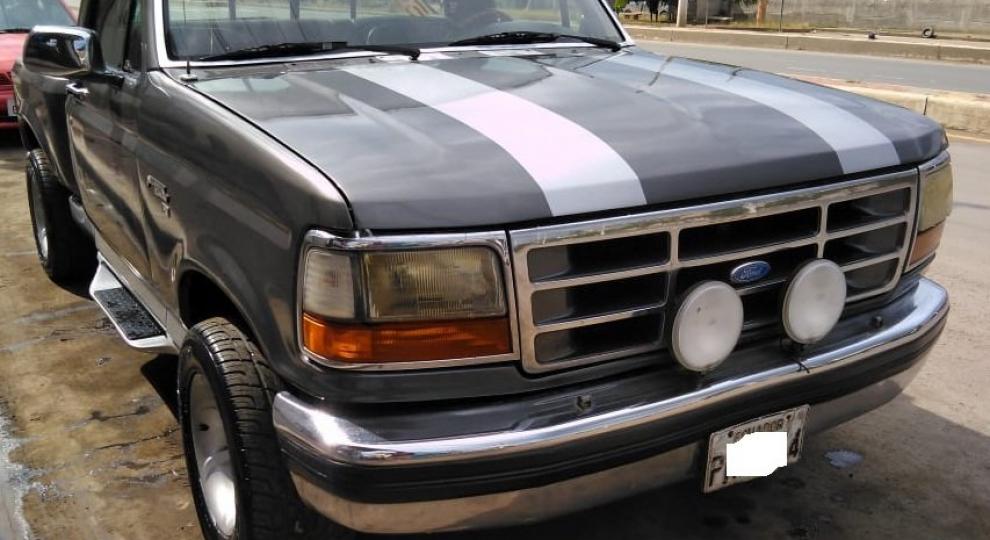 Ford F-150 Flareside 1995 Ambato