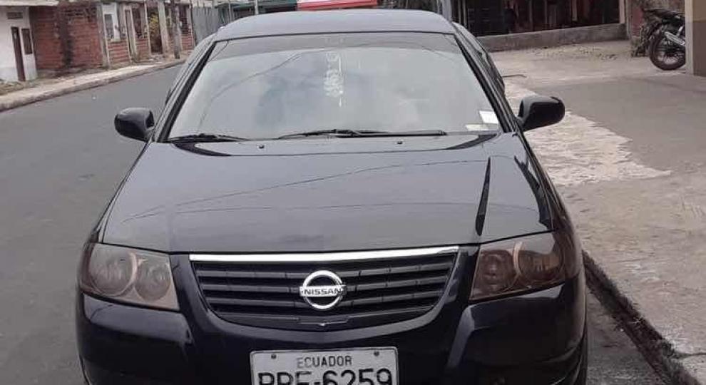 Nissan Almera 2010 Naranjito