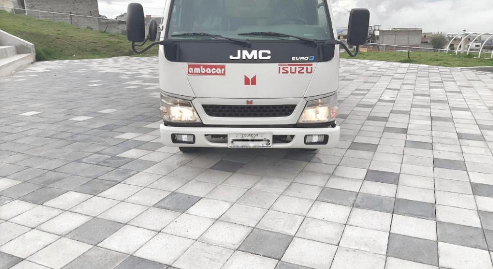 Isuzu NMR 2014 Quito