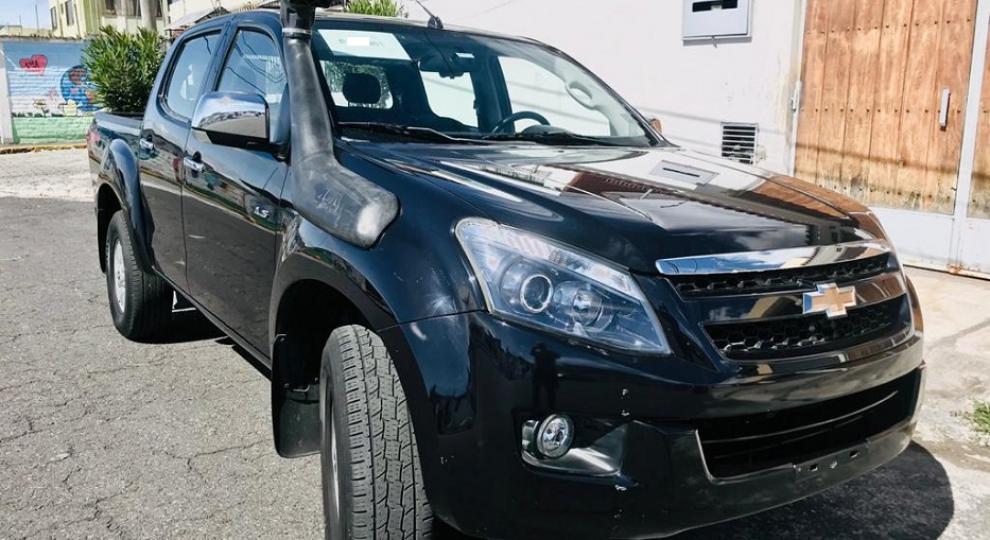 Chevrolet D-MAX CRDI AC 3.0 CD 4X4 TM DIESEL 2017 Quito
