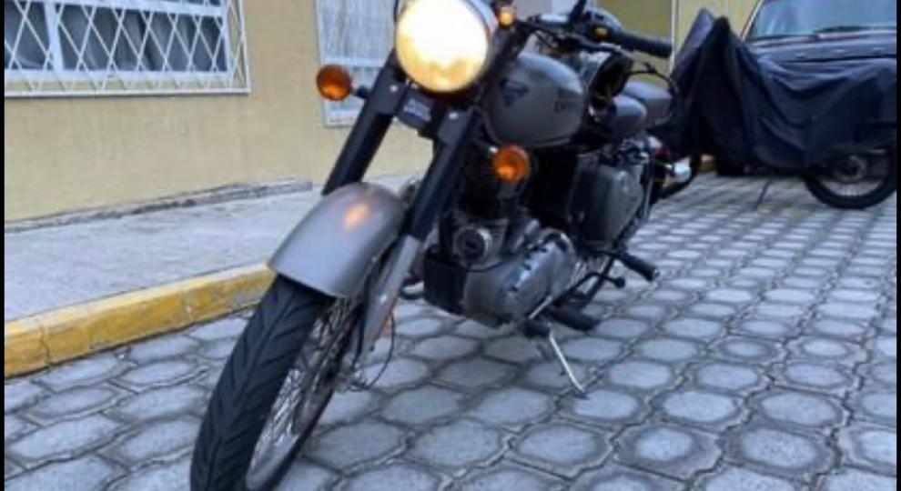 Royal Enfield Classic 500 2020 Quito