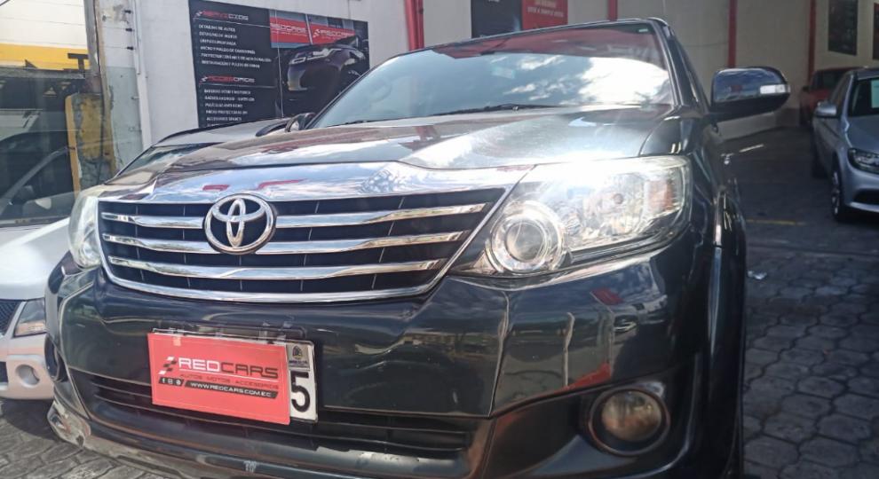 Toyota Fortuner 2.7 2012 Quito