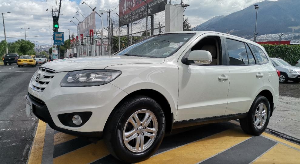 Hyundai Santa Fe 4x2 2012 Quito